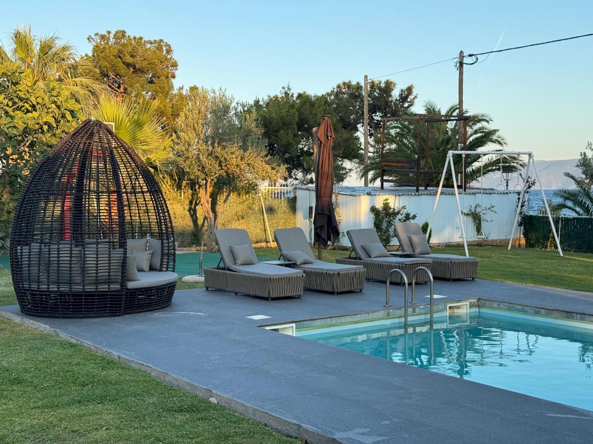 Zoza Luxury Villa Isthmia By The Sea With Private Pool Kalamáki Kültér fotó