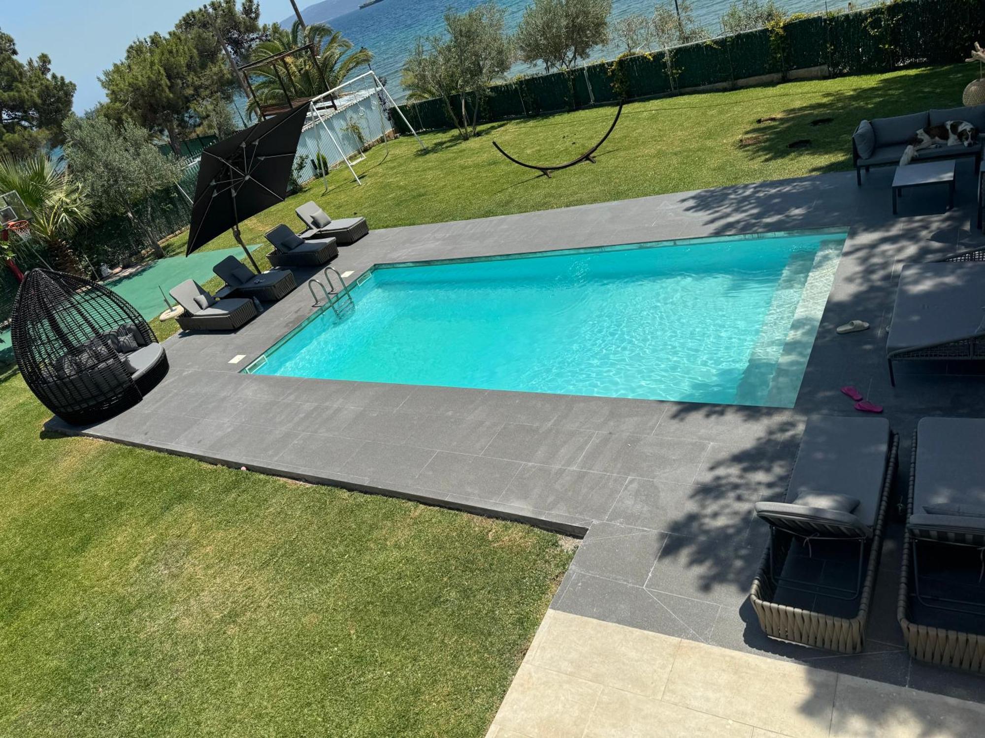 Zoza Luxury Villa Isthmia By The Sea With Private Pool Kalamáki Kültér fotó